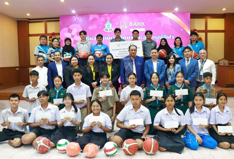CSR-Phuketwittayalai-School-2025.jpg CSR-Phuketwittayalai-School-2025.jpg