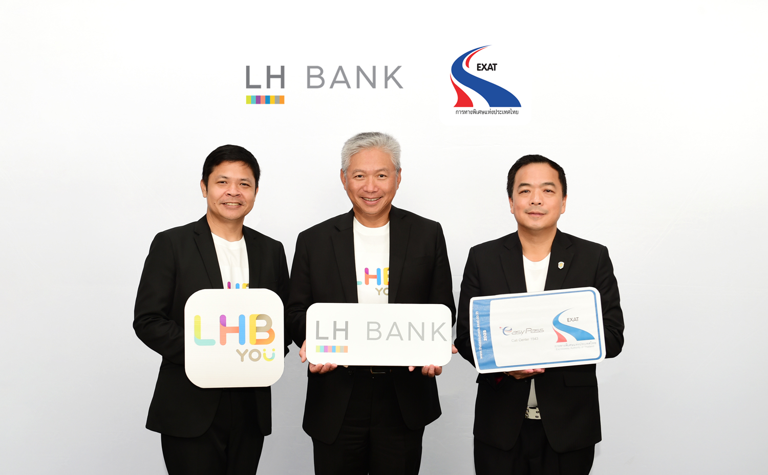 Pic-PR-LH-Bank-x-EXAT.jpg Pic-PR-LH-Bank-x-EXAT.jpg
