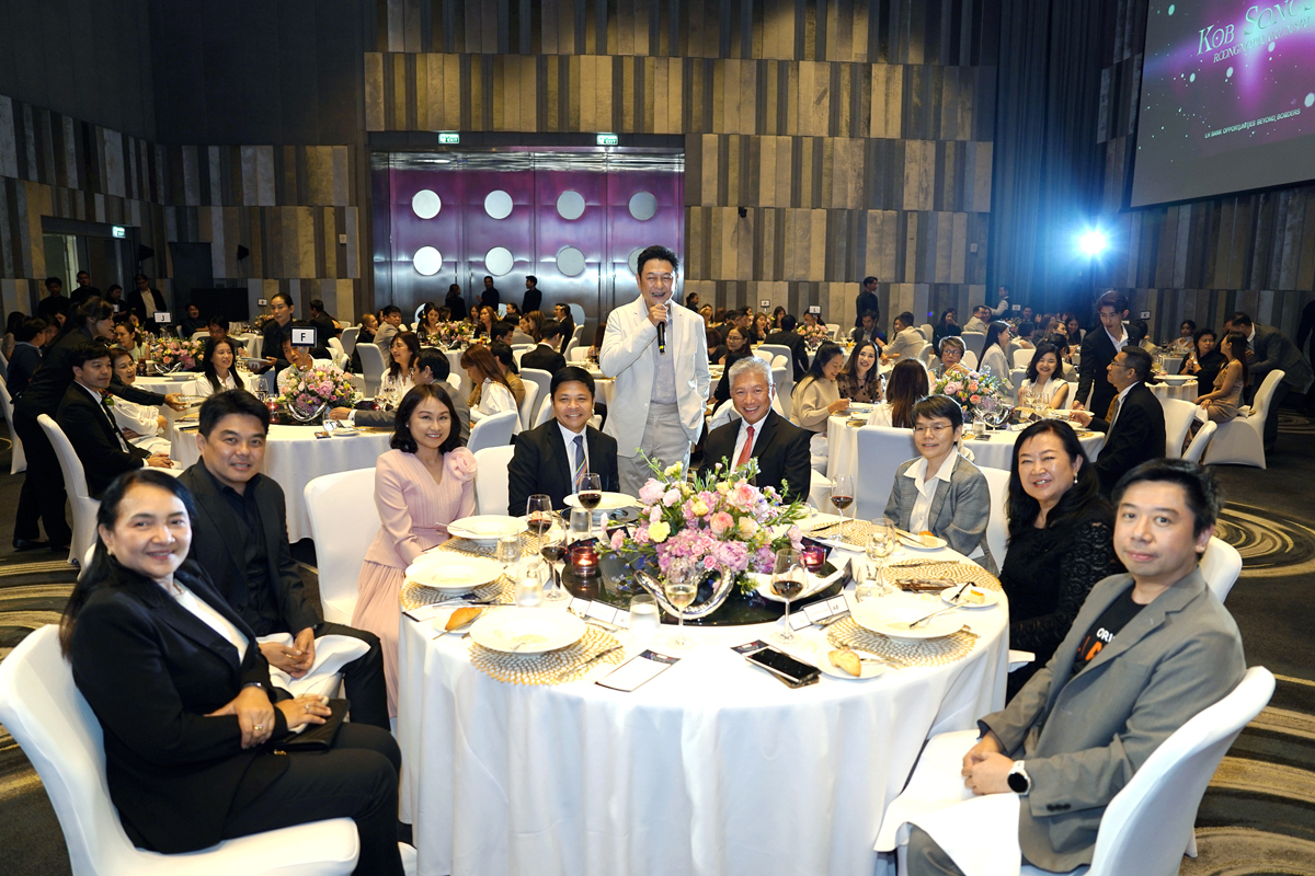 Opportunities-Beyond-Borders-2.jpg