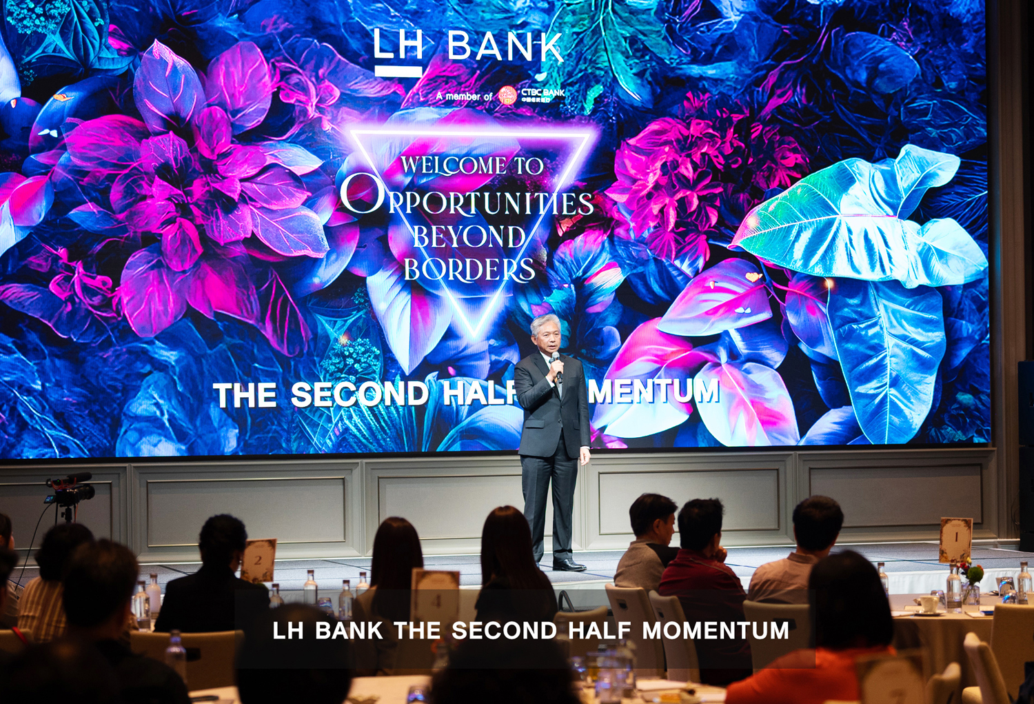 LHbank-03.jpg